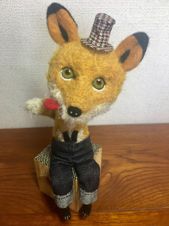 悪役 〜キツネ〜 羊毛フェルト chic chic. 鶴田奈美 通販 6850787