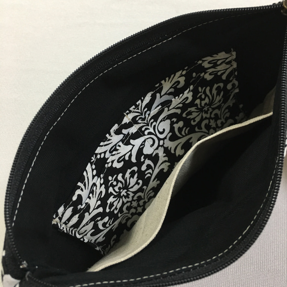 【送料無料】ポーチ タイプ 通帳ケース ダマスク 柄 ブラック マルチケース 人気・おすすめ｜使いやすい・旅行におすすめ 品質保証 全国発送 日本国内発送・最短翌日お届け