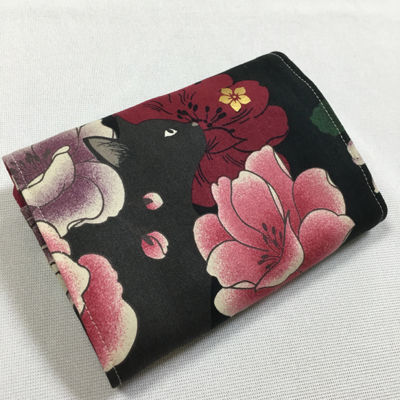 【送料無料】蛇腹カードケース  黒猫 と 牡丹 2枚目の画像
