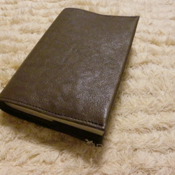 シンプル・一枚革のブックカバー・001 1枚目の画像