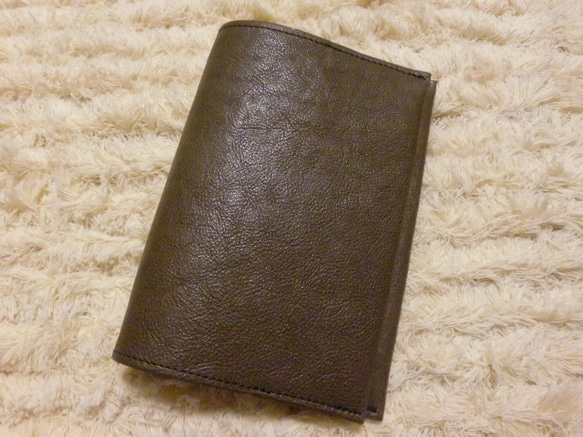 シンプル・一枚革のブックカバー・001 2枚目の画像