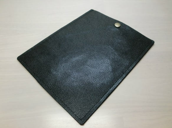 キッドスキン・ブラック・一枚革のタテ型通帳ケース083 2枚目の画像