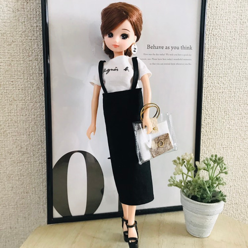 送料無料♡リカちゃん服♡ストラップ黒スカート♡リアルクローズ