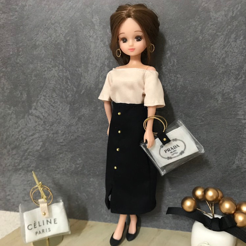 送料無料♡リカちゃん服♡黒ミモレ丈スカート♡リアルクローズ♡ドール