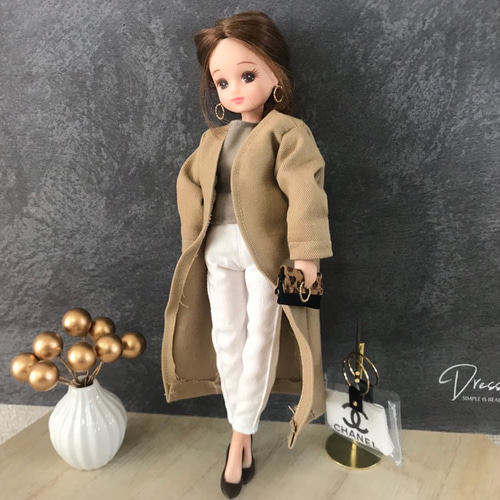 送料無料♡リカちゃん服♡キャメル色ガウンコート♡リアル