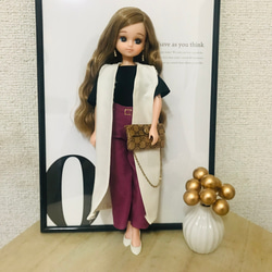 送料無料♡リカちゃん服♡アイボリーロングジレ♡リアルクローズ♡ドール服♡大人リカちゃん 1枚目の画像