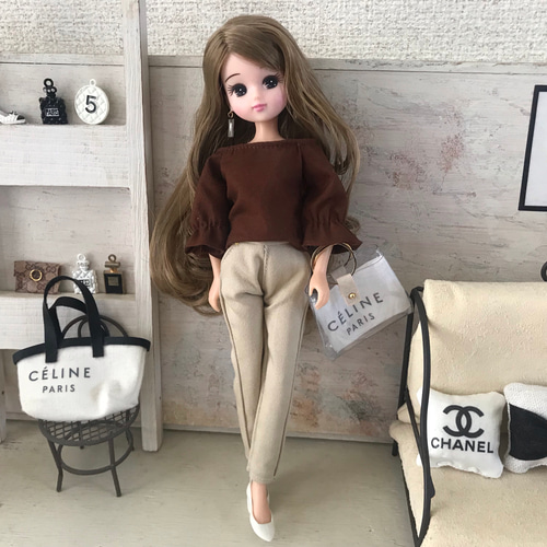 リカちゃん服♡ドール服アウトフィット♡ベージュテーパードパンツ