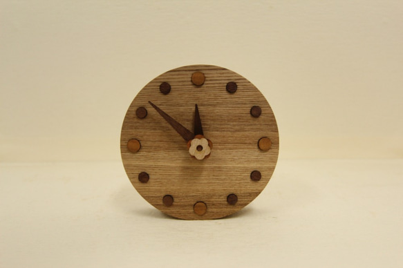 木の時計＜たも集成材＞・置き時計tac-175　木製時計 1枚目の画像