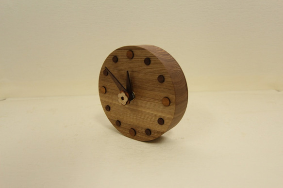 木の時計＜たも集成材＞・置き時計tac-175　木製時計 2枚目の画像