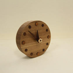木の時計＜たも集成材＞・置き時計tac-175　木製時計 3枚目の画像