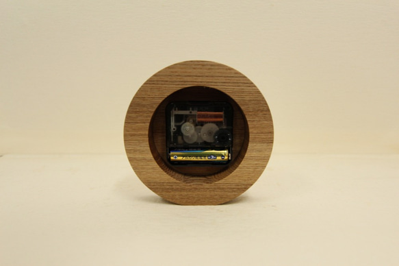 木の時計＜たも集成材＞・置き時計tac-175　木製時計 5枚目の画像