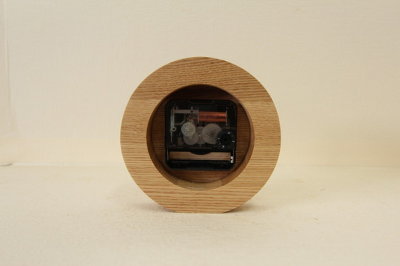 木の時計＜たも集成材＞・置き時計tac-179　木製時計 5枚目の画像