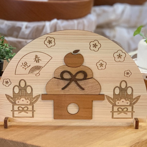 【美品】木製鏡餅　お正月　飾り 年末セール 送料無料】お正月飾り 木製プレート 鏡餅 門松 鏡餅