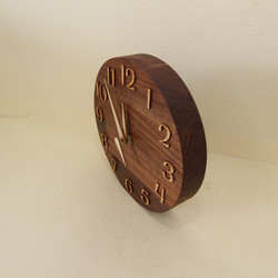 木の時計＜ウォールナット集成材＞・掛け時計・置き時計wnc-185　木製時計 2枚目の画像