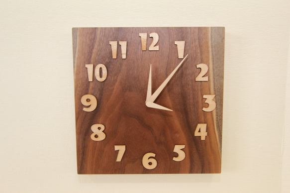 木の時計＜ウォールナット＞・掛け時計wnc-196　木製時計 1枚目の画像