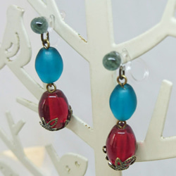 CandyEarrings dark blue seaglass blue&red 2枚目の画像