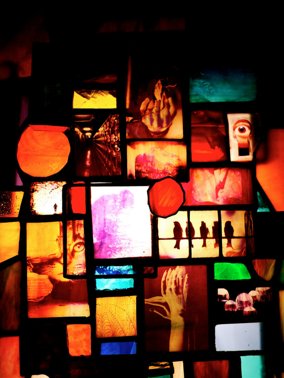 オーダーメイド ステンドグラス 壁掛けランプ 3枚目の画像