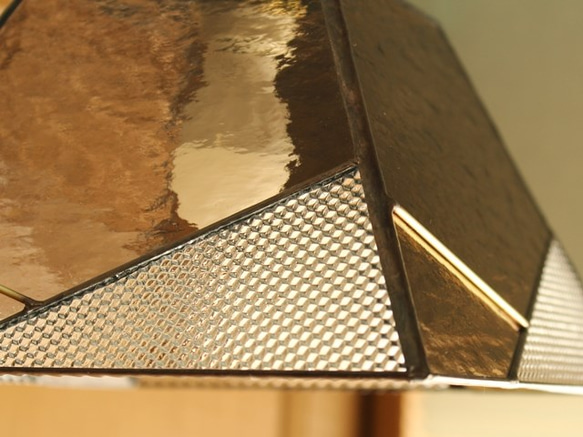 真鍮飾りのペンダントライト 3枚目の画像