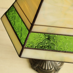 フローラガラスのランプ 4枚目の画像