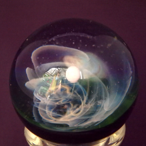 ボロシリケイトガラス 宇宙球 地球 台付き 立体・オブジェ Island bead