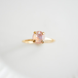施華洛世奇水晶精緻簡約戒指（尺寸10均碼/灰粉色/象牙色/靜謐灰） 第5張的照片