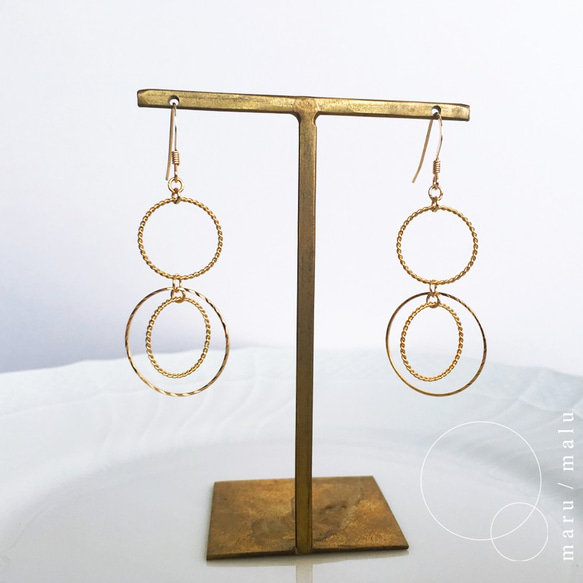 : all is well: Triple Circle Gold Earrings 第3張的照片