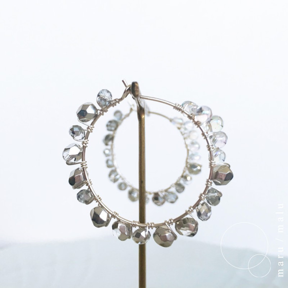 : arche : czech beads + silver 925hoop earrings 第3張的照片