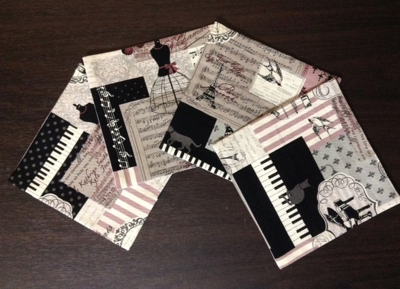 コースター ４枚セット ピアノや黒猫、楽譜などの柄がとってもオトナカワイイです 1枚目の画像