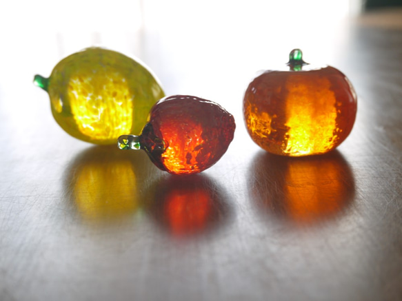 ガラスのフルーツたち　みかん&レモン＆イチゴ 2枚目の画像