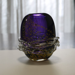 【chen yuさま　ご予約品】紫色花器 1枚目の画像