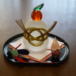 このまま飾れる　ガラスの鏡餅セット （楕円皿付） 2枚目の画像