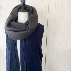 僅剩1件！ ⭐️ 已售出5件！ ⭐️《奢華美利奴羊毛卡其色》中等重量羊毛，天然簡約，是秋冬季的完美之選。 第3張的照片