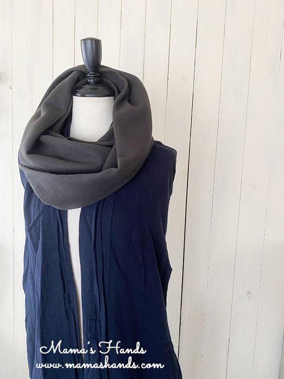 僅剩1件！ ⭐️ 已售出5件！ ⭐️《奢華美利奴羊毛卡其色》中等重量羊毛，天然簡約，是秋冬季的完美之選。 第3張的照片