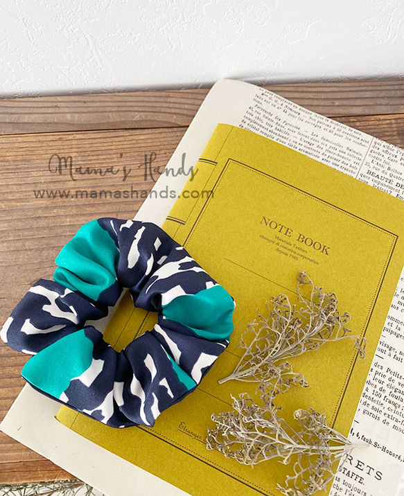 ⭐️已售出 13 件⭐️時尚綠松石藍 x 海軍藍髮圈 第4張的照片