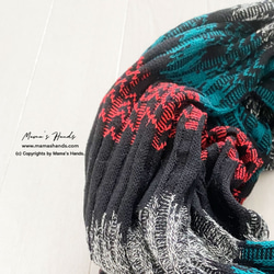 僅剩 1 件⭐️減價 200 日圓⭐️義大利製造時尚黑紅藍彩色針織圍脖♪ 第4張的照片