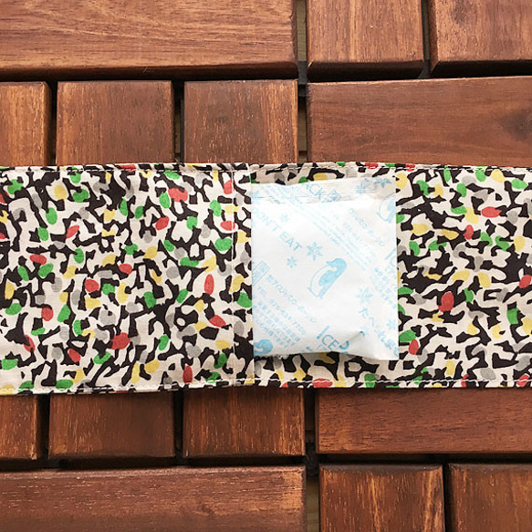 (完売) おしゃれな 保冷剤 スカーフ ポップ カラフル ドット 綿 エコ ネッククーラー 4枚目の画像