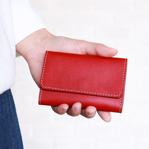 美品✨ ヴァレクストラ 名刺入れ カードケース レザー レッド 赤