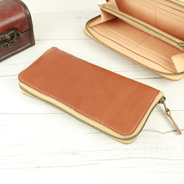 ラウンドファスナー 長財布 BROWN 栃木レザー NC3739