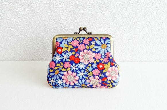 Frame purse|import from England|floral|navy|[328] 第2張的照片