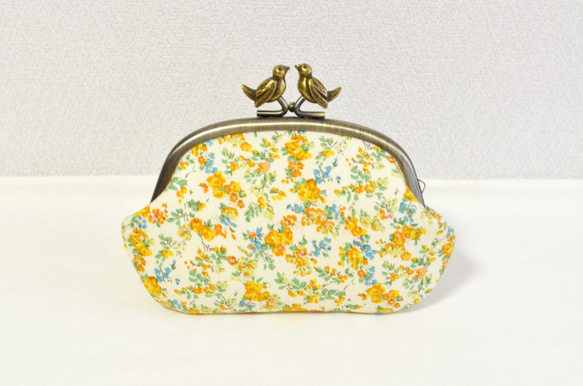 Liberty floral frame coin purse with birds|Moon moth|[450] 第2張的照片