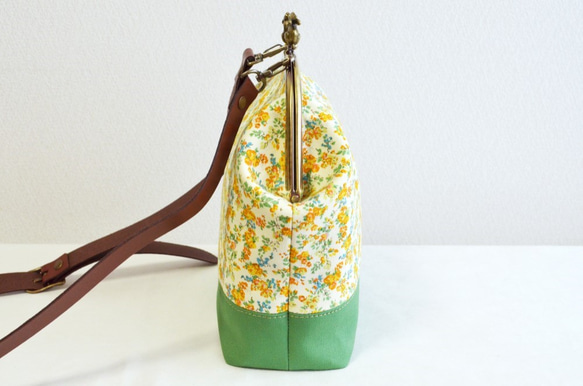 ///SALE/// 2WAY rabbits frame bag - Liberty "Moon moth"[389] 第5張的照片