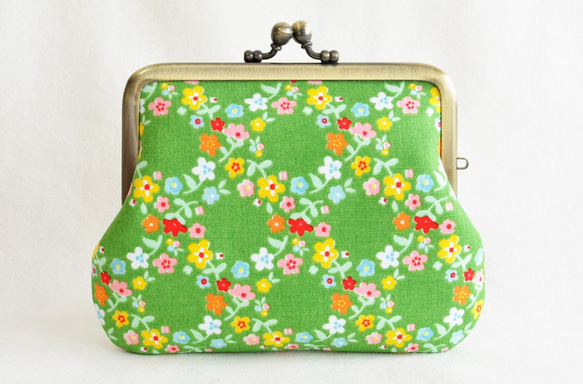 Retro floral coin purse - Green garden floral [588] 第4張的照片