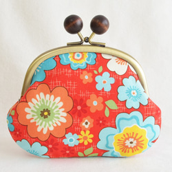 Retro floral coin purse with wooden balls in red [582] 第2張的照片