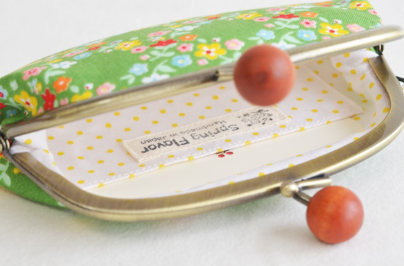 {花卉口金包} Retro floral purse with wooden balls in green[577] 第3張的照片