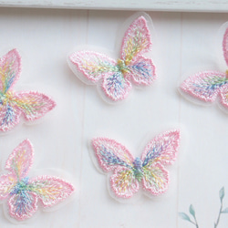 8個★刺繍蝶々　蝶々素材　蝶々パーツ　ピンクレインボー 7枚目の画像