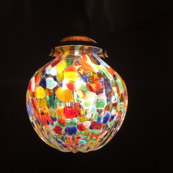 麻炭ガラス・ランプシェード『10cm』虹色 球体 E17ソケット (ヒマラヤ産原種 麻炭使用） 1枚目の画像