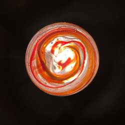 『Creema限定/現品限り！/麻炭ガラス・ランプシェード『Red Spiral』 E17 (ヒマラヤ産原種 麻炭使用) 7枚目の画像