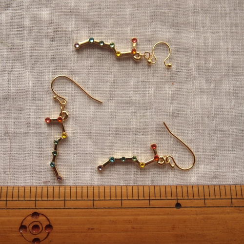 虹色＊北斗七星のピアス <<送料無料中です☆>> ピアス（フック