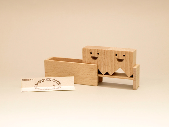 ティース・ボックス（TEETH・BOX）　／　乳歯入れ 1枚目の画像