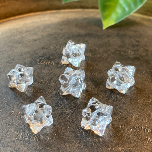 天然石の髪飾り＊水晶・ゴールドカラー バレッタ Majyotte. 通販